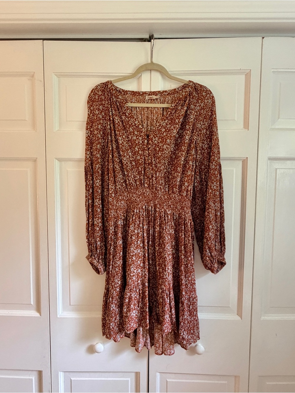 Faherty Montara Dress Mauve Leaf Batik Floral Smocked Mini M